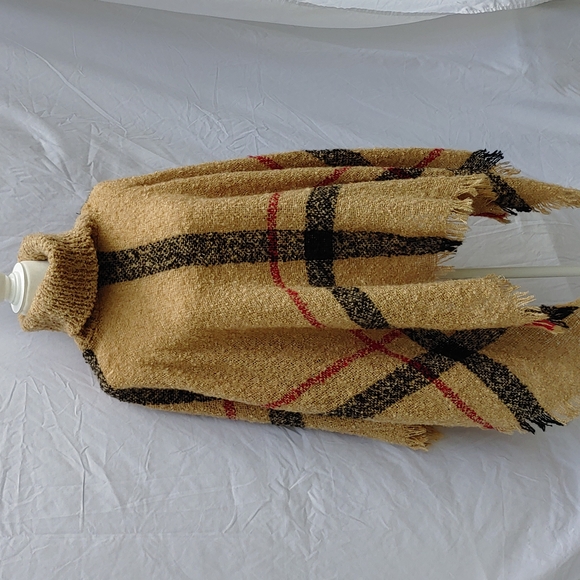 Ladies boutique poncho, CHICSOUL, beige, black/red stripes - Picture 2 of 5